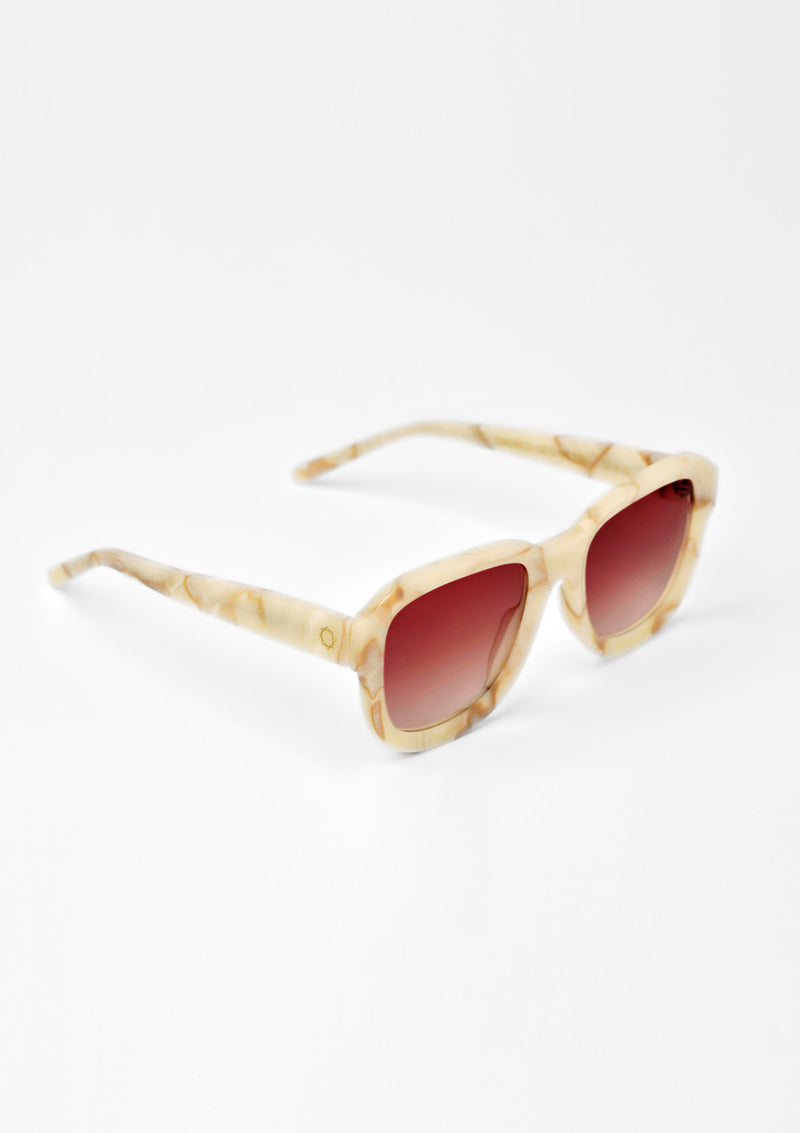 BEEHIVE IVORY RED