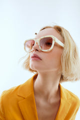 BEEHIVE IVORY RED