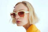 BEEHIVE IVORY RED
